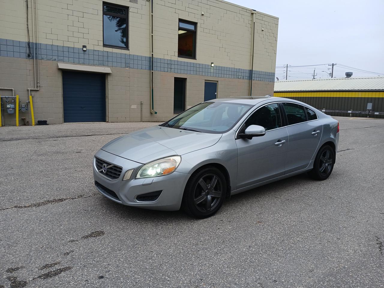 2012 Volvo S60 T6 - Photo #1