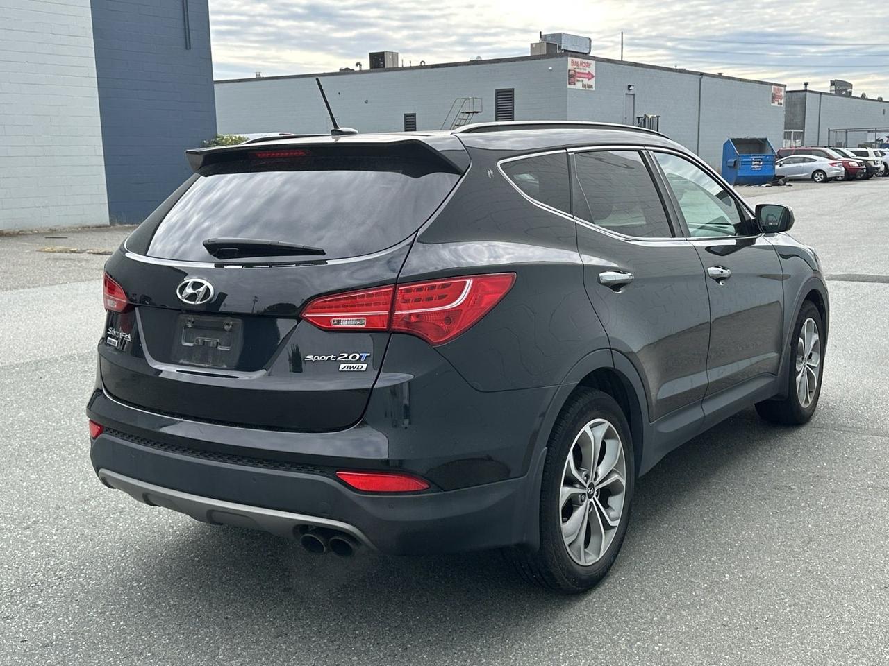 2015 Hyundai Santa Fe Sport 2.0T AWD Accident Free, Clean title Photo