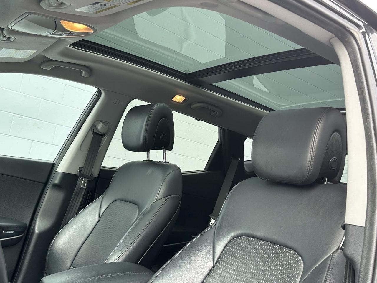2015 Hyundai Santa Fe Sport 2.0T AWD Accident Free, Clean title Photo