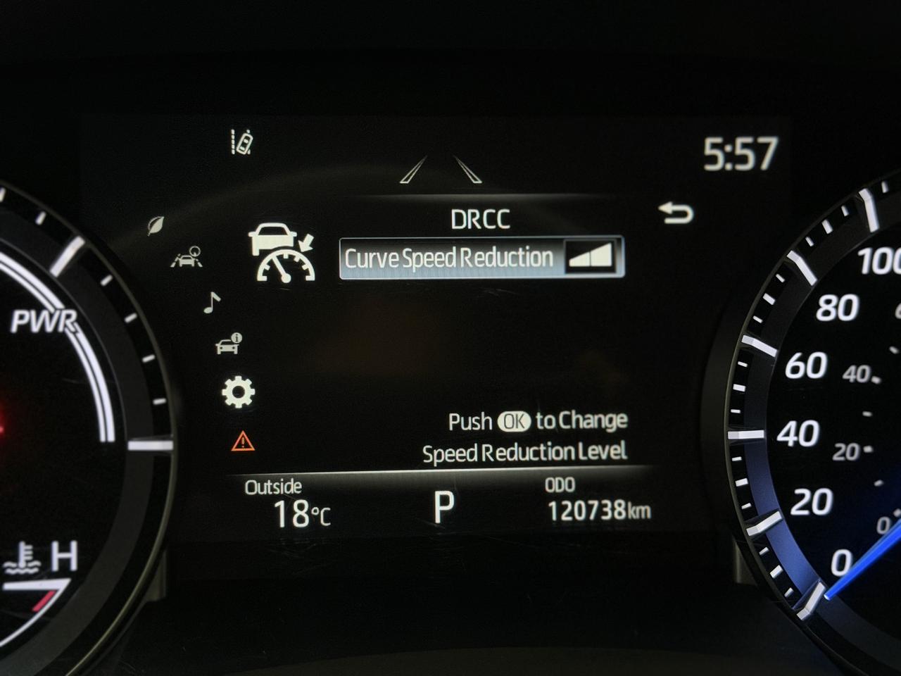 2021 Toyota Highlander HYBRID|XLE|BACKUP|FCW|LKA|BSM|CARPLAY|PANO| Photo