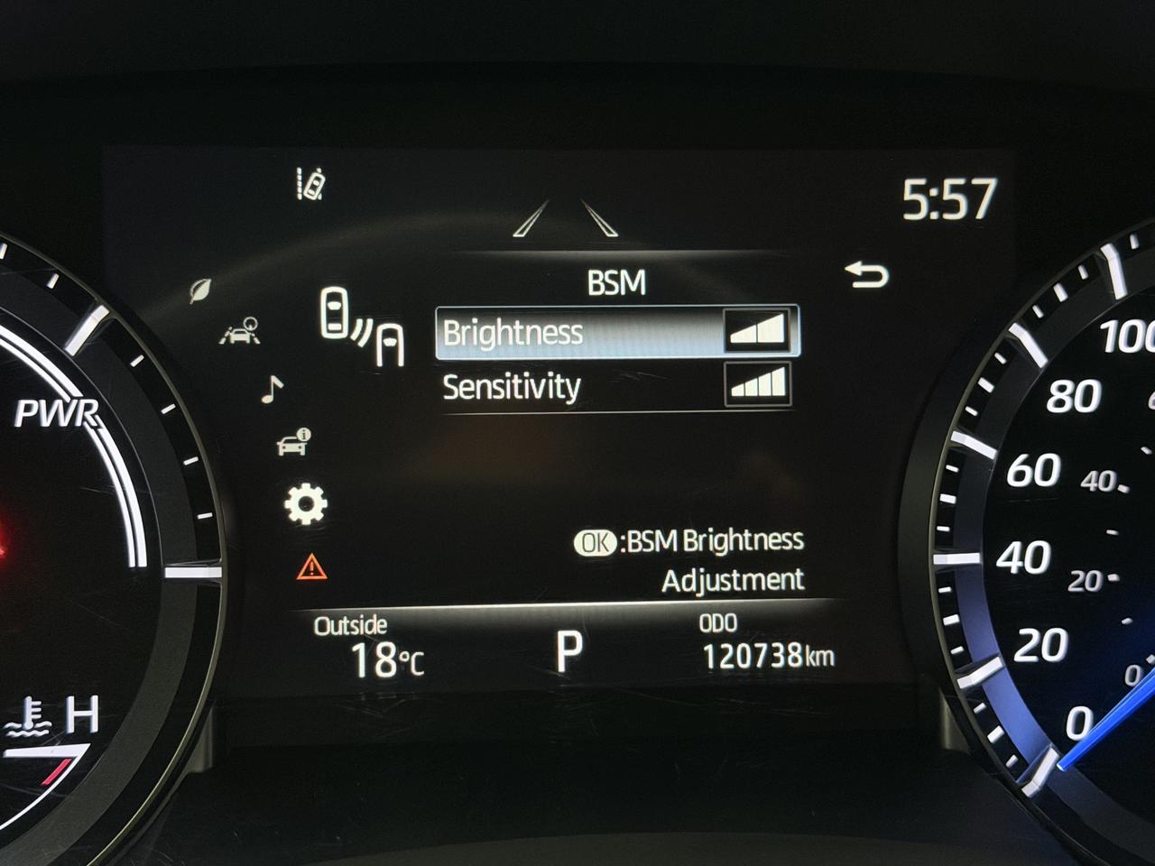 2021 Toyota Highlander HYBRID|XLE|BACKUP|FCW|LKA|BSM|CARPLAY|PANO| Photo