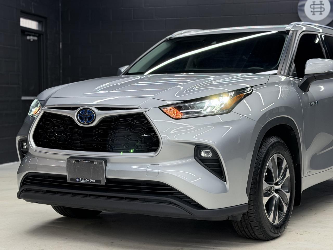 2021 Toyota Highlander HYBRID|XLE|BACKUP|FCW|LKA|BSM|CARPLAY|PANO| Photo