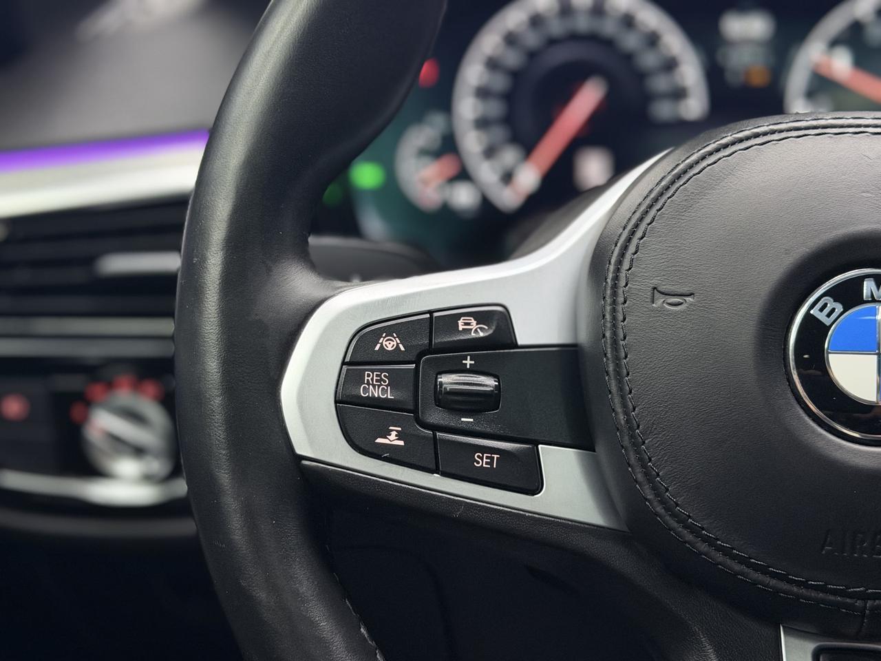 2019 BMW 5 Series M SPORT|NAV|360CAM|FCW|LDW|BSM|HUD|CARPLAY|PANO| Photo