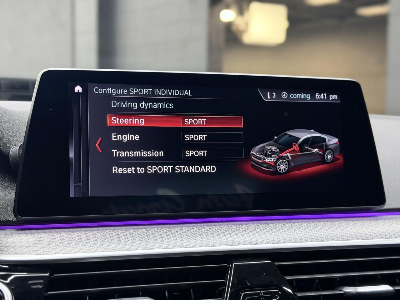2019 BMW 5 Series M SPORT|NAV|360CAM|FCW|LDW|BSM|HUD|CARPLAY|PANO| Photo