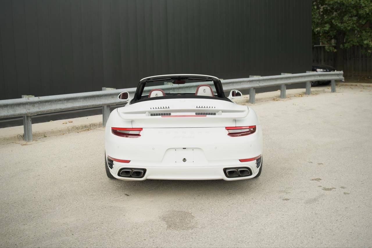 2017 Porsche 911 Turbo Cabriolet Photo