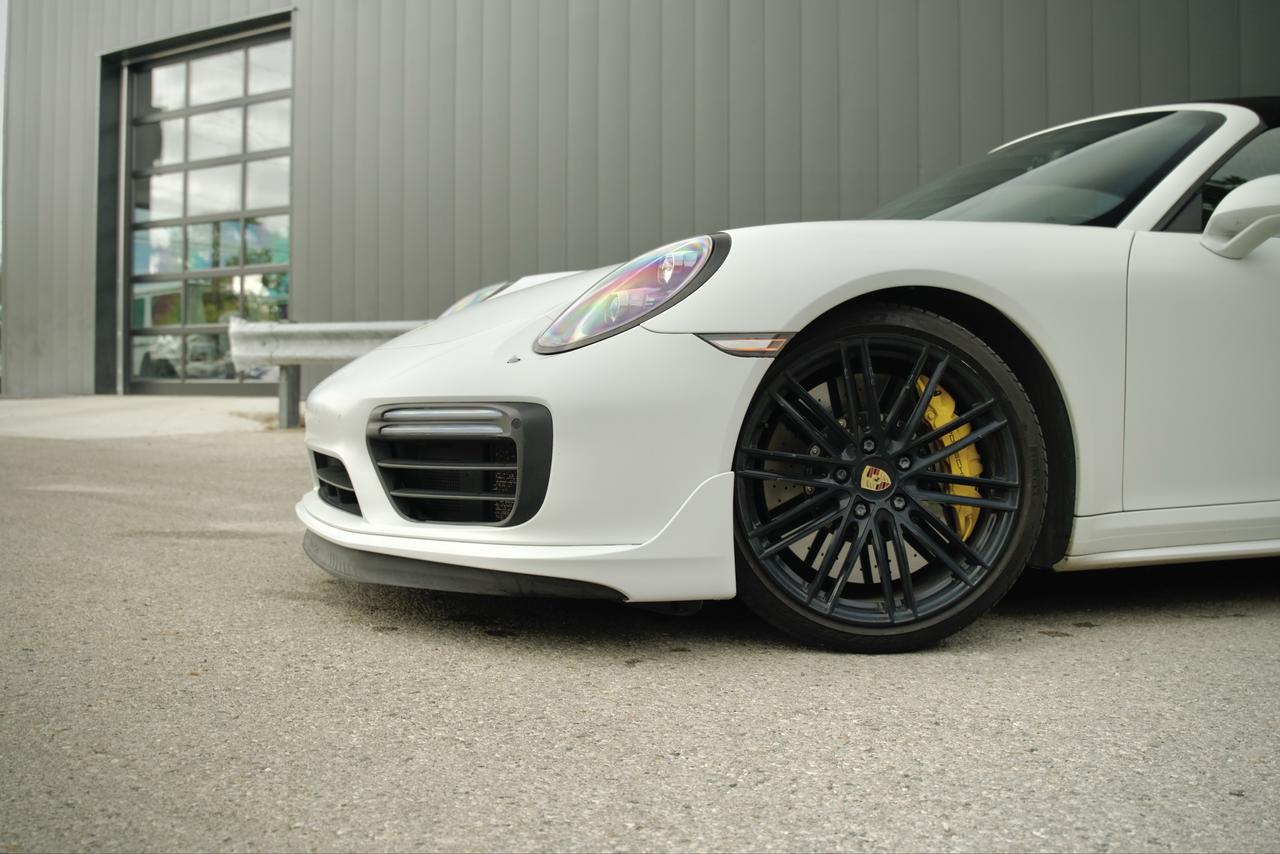 2017 Porsche 911 Turbo Cabriolet Photo