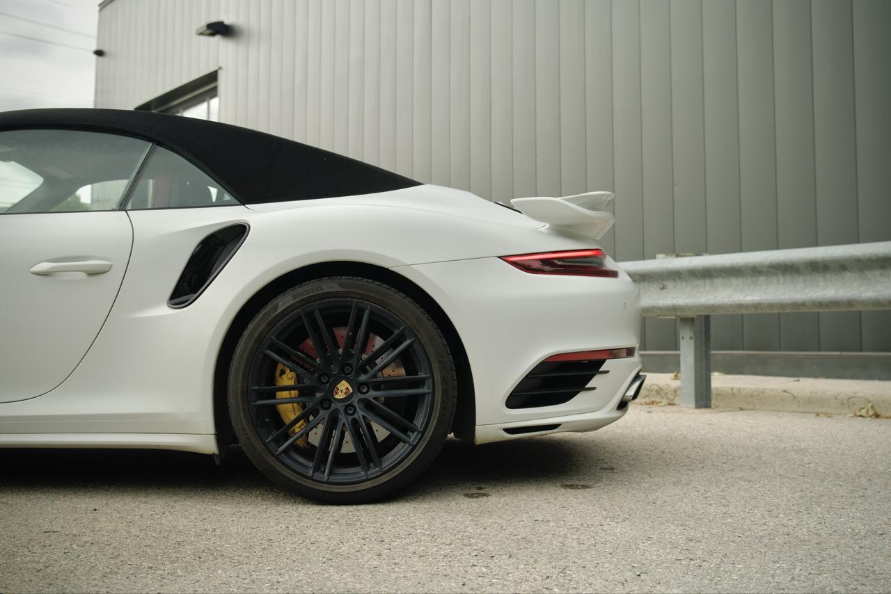 2017 Porsche 911 Turbo Cabriolet Photo