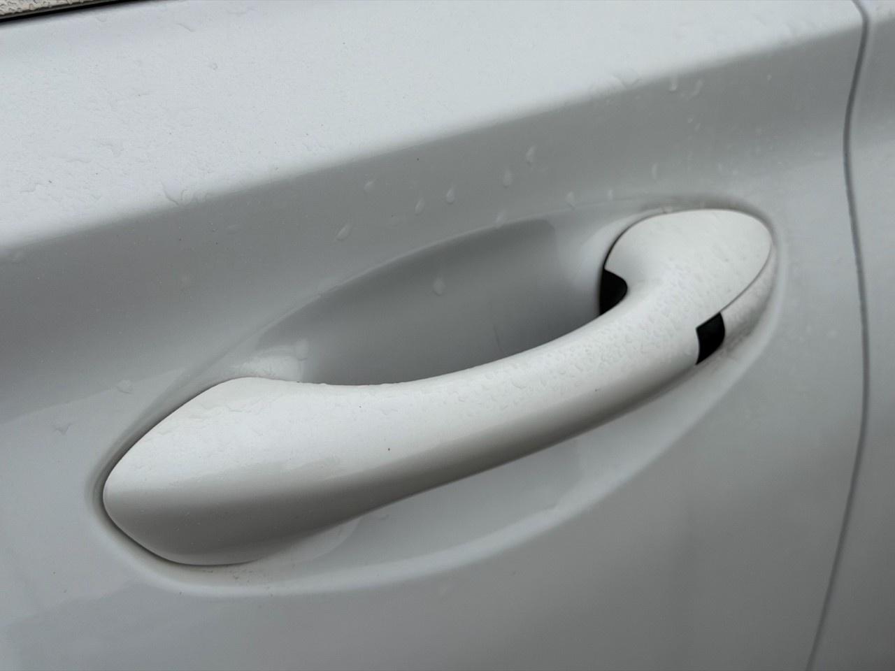 2023 Hyundai Santa Fe Preferred AWD Photo5