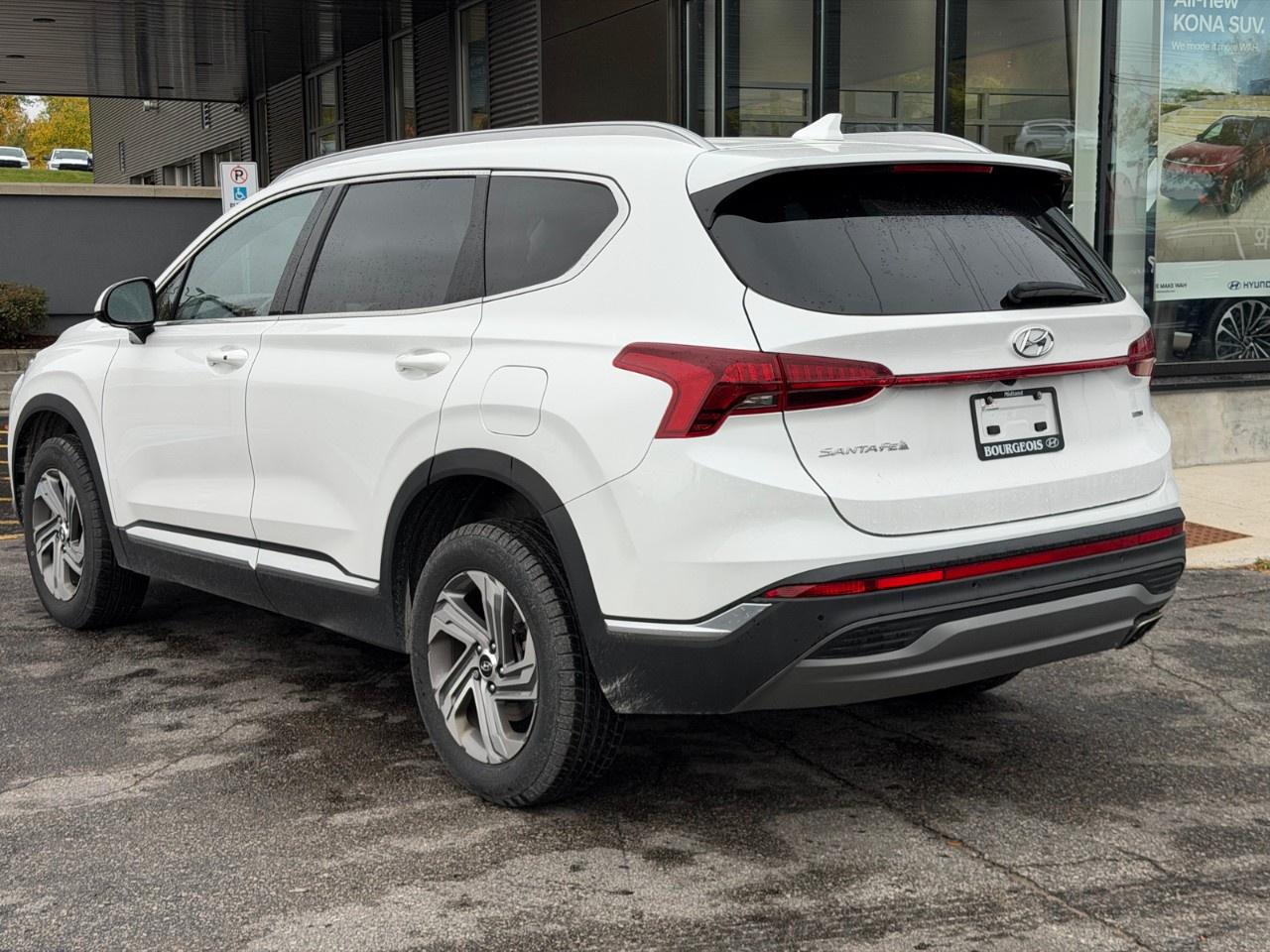 2023 Hyundai Santa Fe Preferred AWD Photo