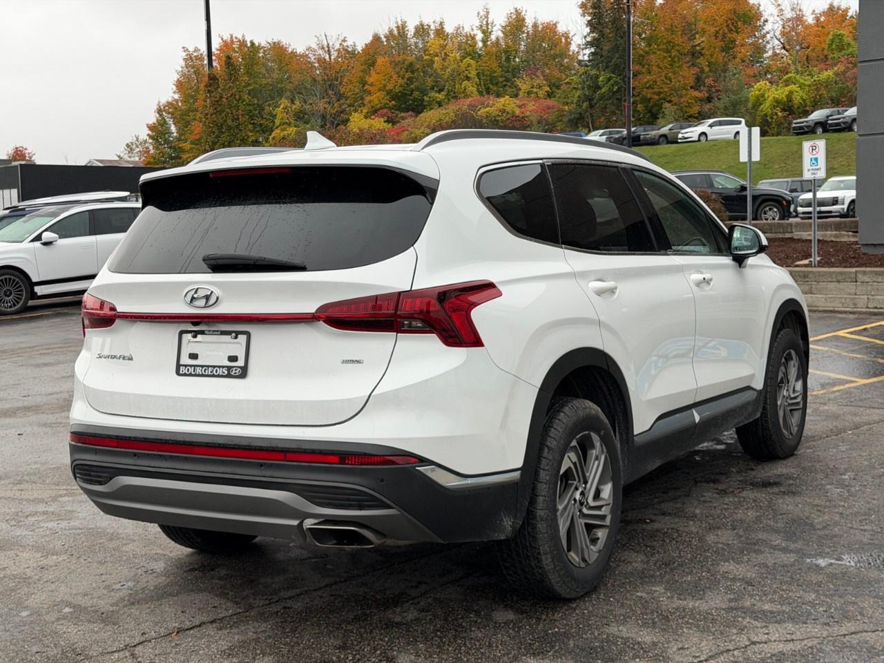 2023 Hyundai Santa Fe Preferred AWD Photo