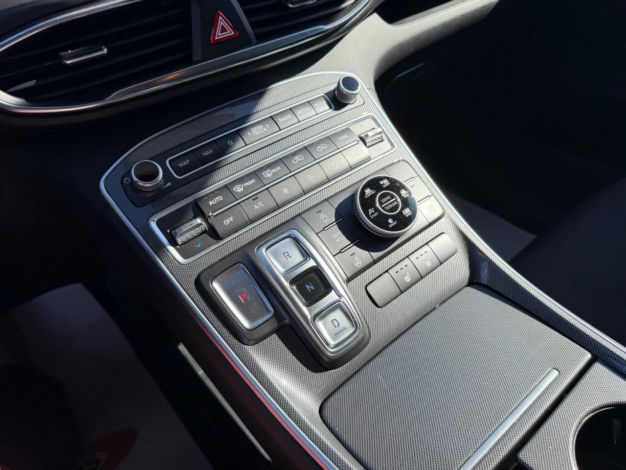 2023 Hyundai Santa Fe Preferred AWD Photo