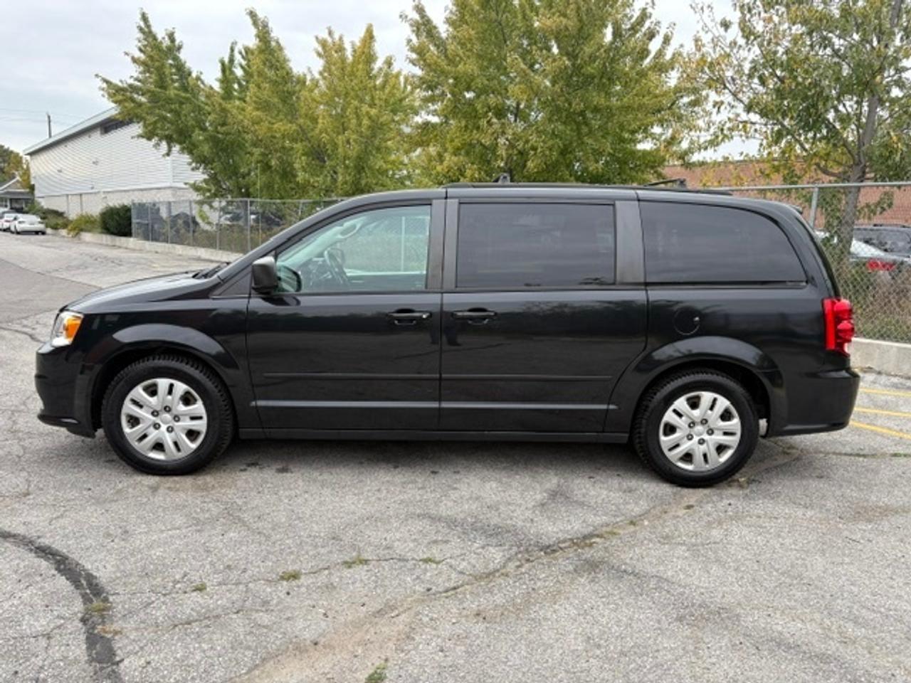 2014 Dodge Grand Caravan SXT **ONLY 57,000-TV DVD-CAMERA-BLUETOOTH** Photo5