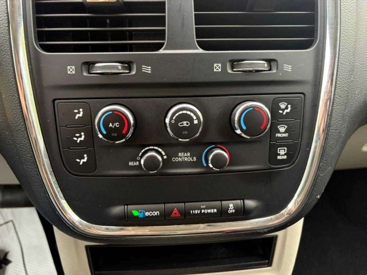 2014 Dodge Grand Caravan SXT **ONLY 57,000-TV DVD-CAMERA-BLUETOOTH** Photo