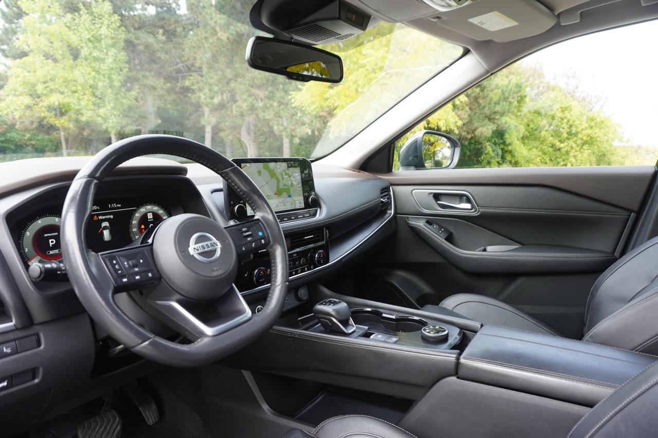 2021 Nissan Rogue ONE OWNER / NO ACCIDENTS  / PLATINUM / BLACK LEATHER / AWD Photo