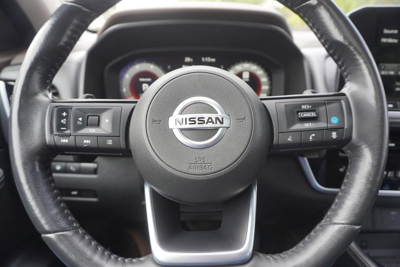 2021 Nissan Rogue ONE OWNER / NO ACCIDENTS  / PLATINUM / BLACK LEATHER / AWD Photo