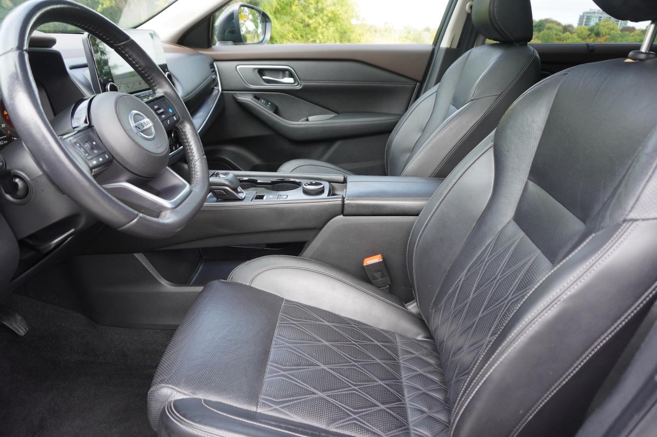 2021 Nissan Rogue ONE OWNER / NO ACCIDENTS  / PLATINUM / BLACK LEATHER / AWD Photo