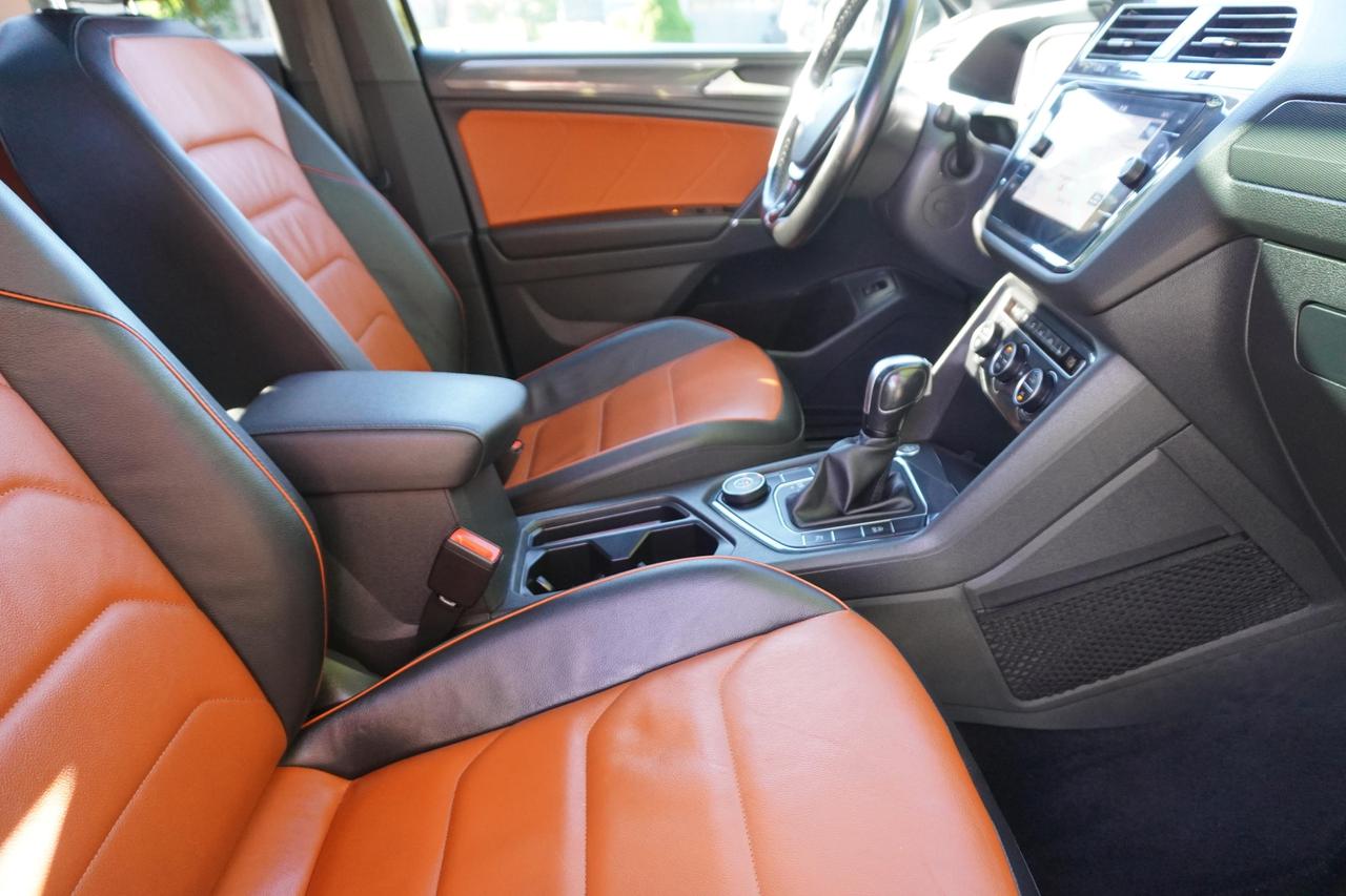 2020 Volkswagen Tiguan NO ACCIDENTS / ONE OWNER / HIGHLINE R-LINE / LOW KMS! / BEAUTIFUL! Photo