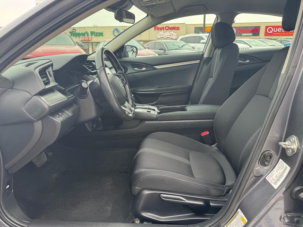 2018 Honda Civic SE CVT Photo