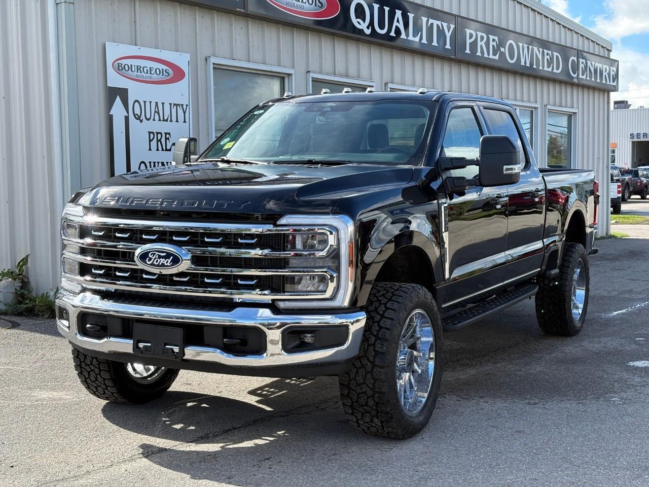 2027 Ford F-250 Super Duty SRW XLT 4WD CREW CAB 6.75' BOX Photo