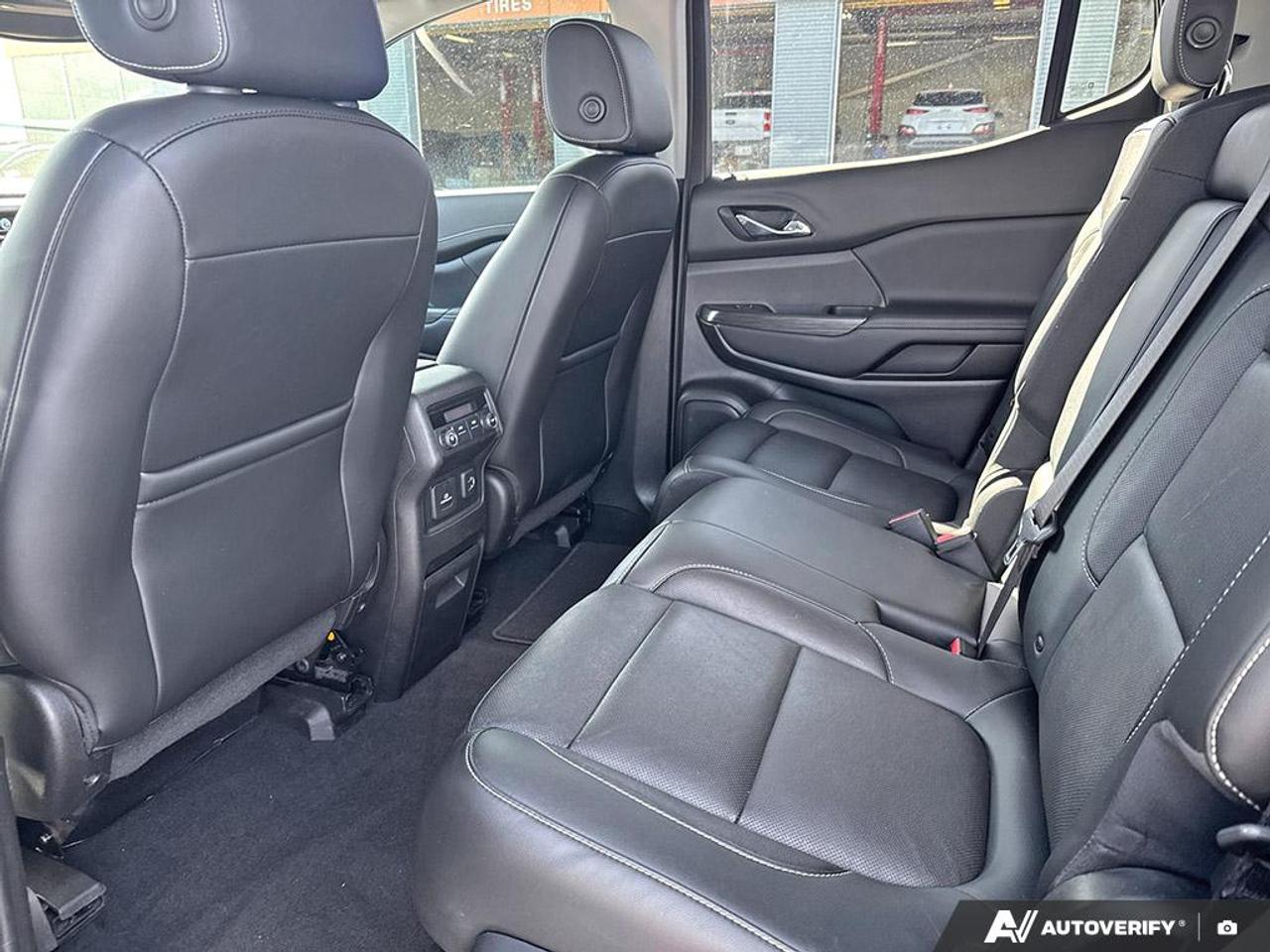 2019 GMC Acadia SLT-1 APPLE CARPLAY | LEATHER INTERIOR Photo