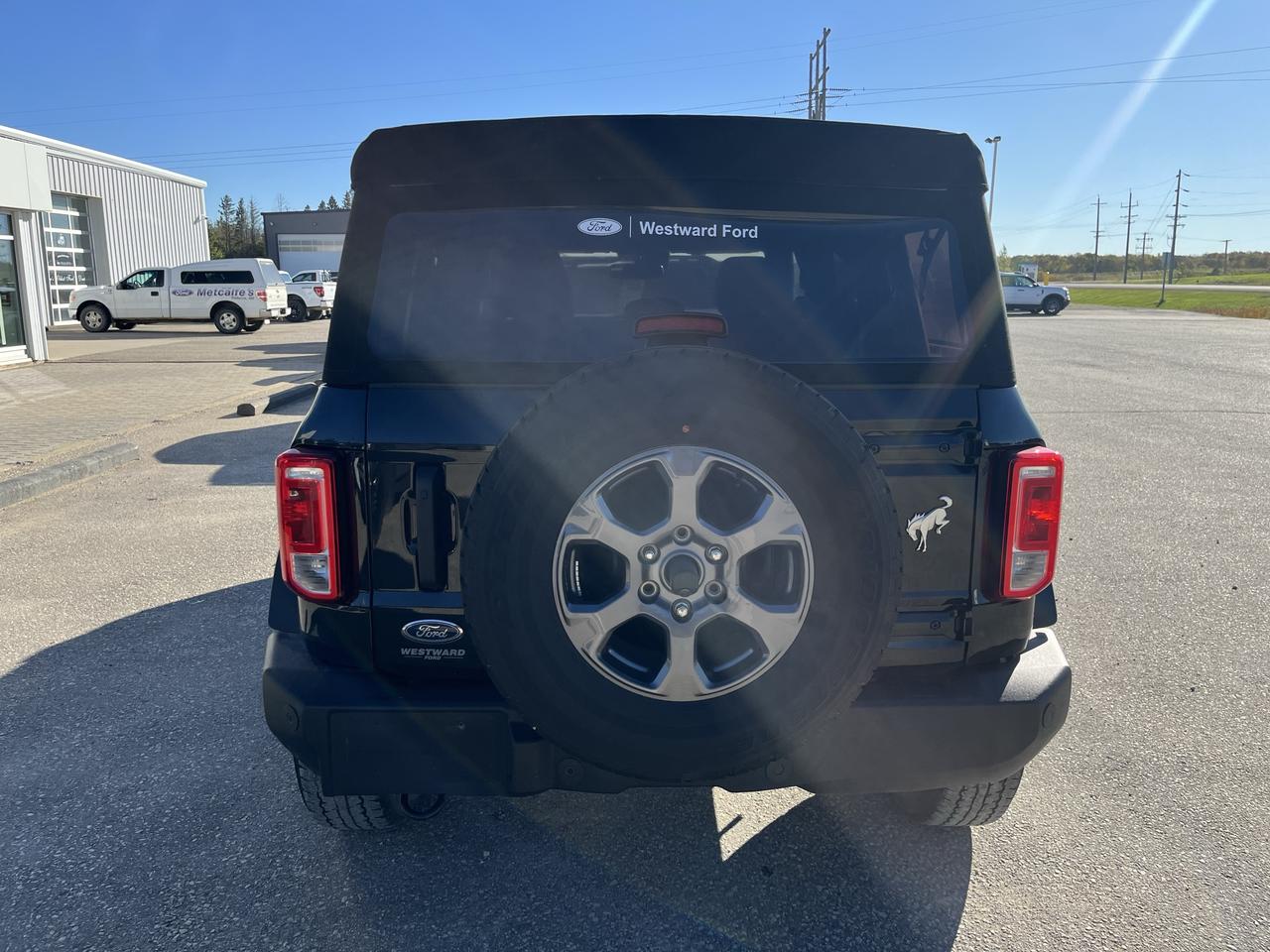 2022 Ford Bronco Big Bend 4 Door 4x4 Photo4