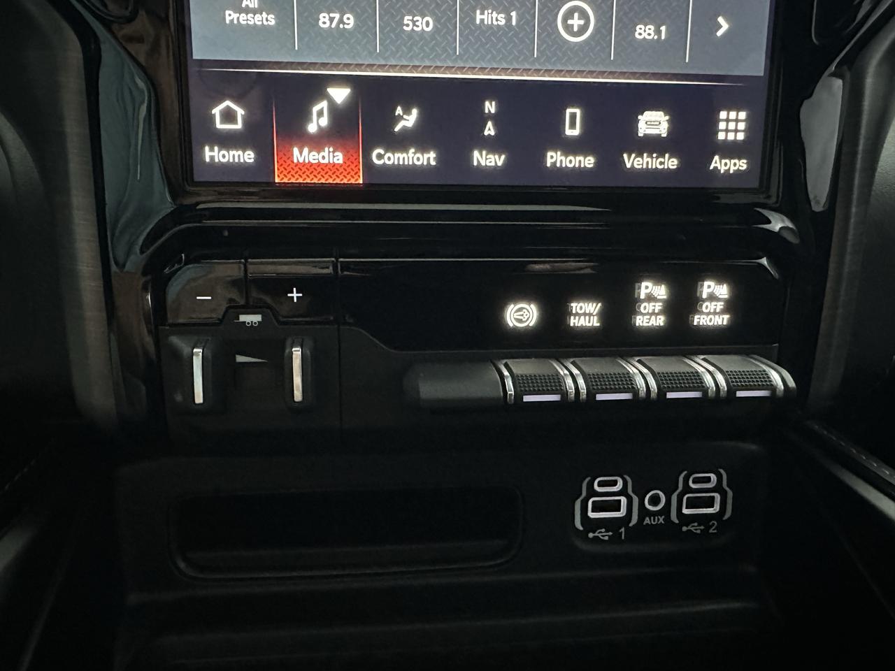 2024 RAM 2500 Rebel Photo