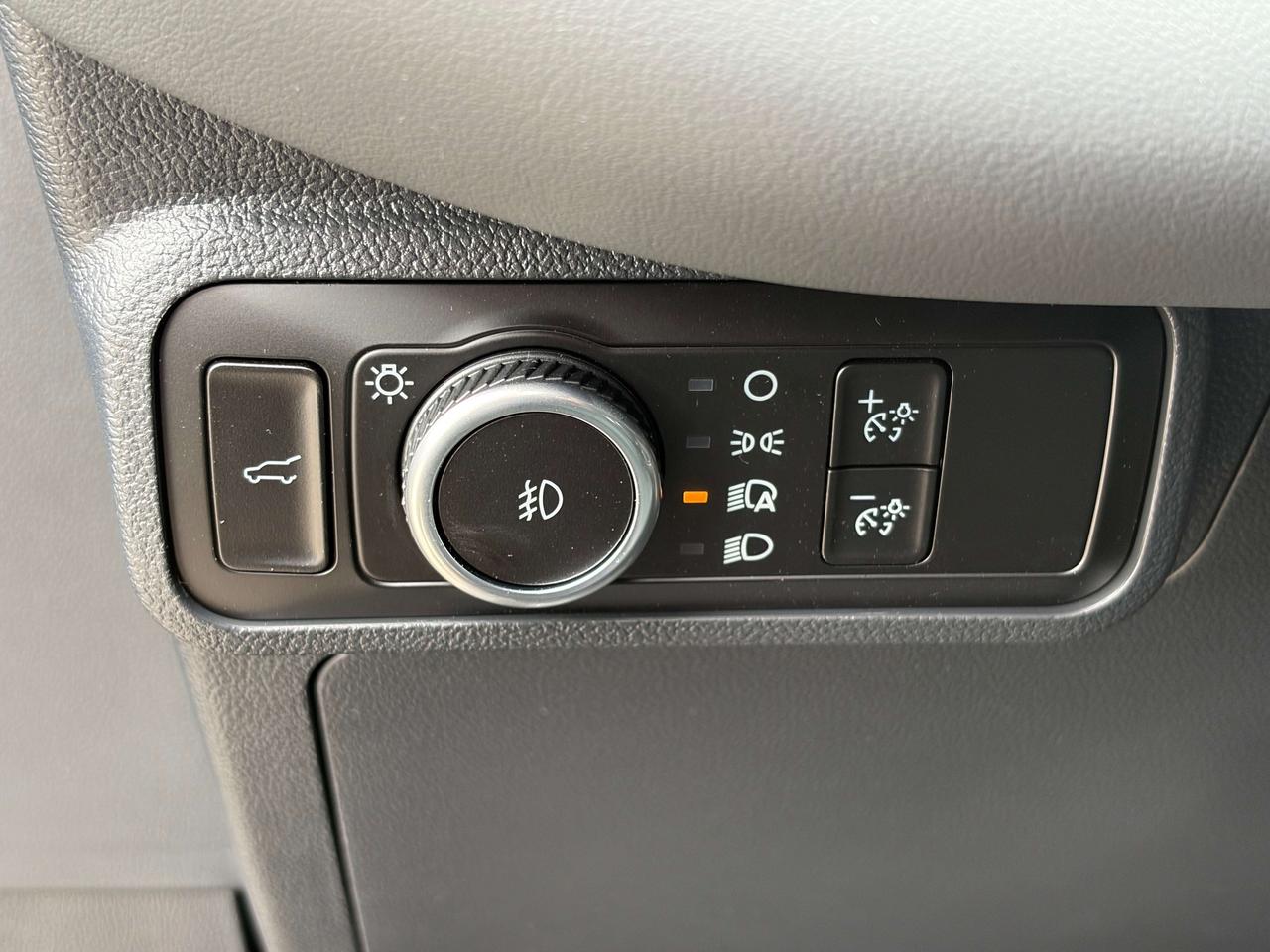 2027 Ford Explorer Active w/200A Pkg Photo