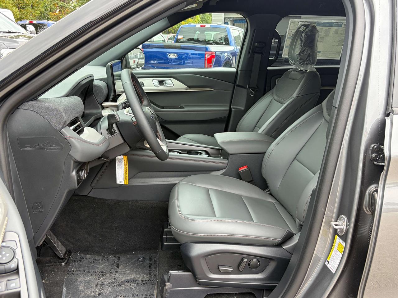 2027 Ford Explorer Active w/200A Pkg Photo