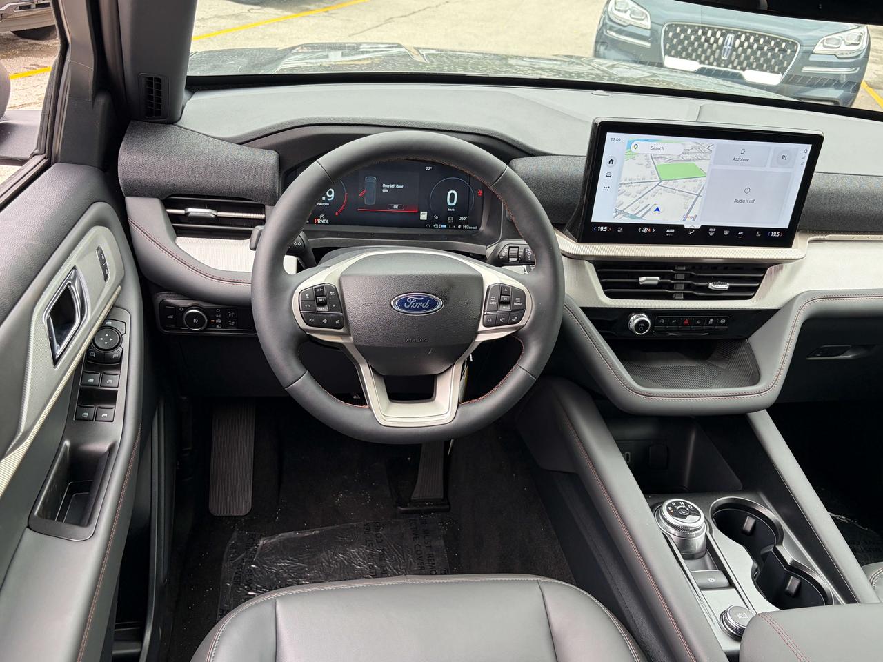 2027 Ford Explorer Active w/200A Pkg Photo