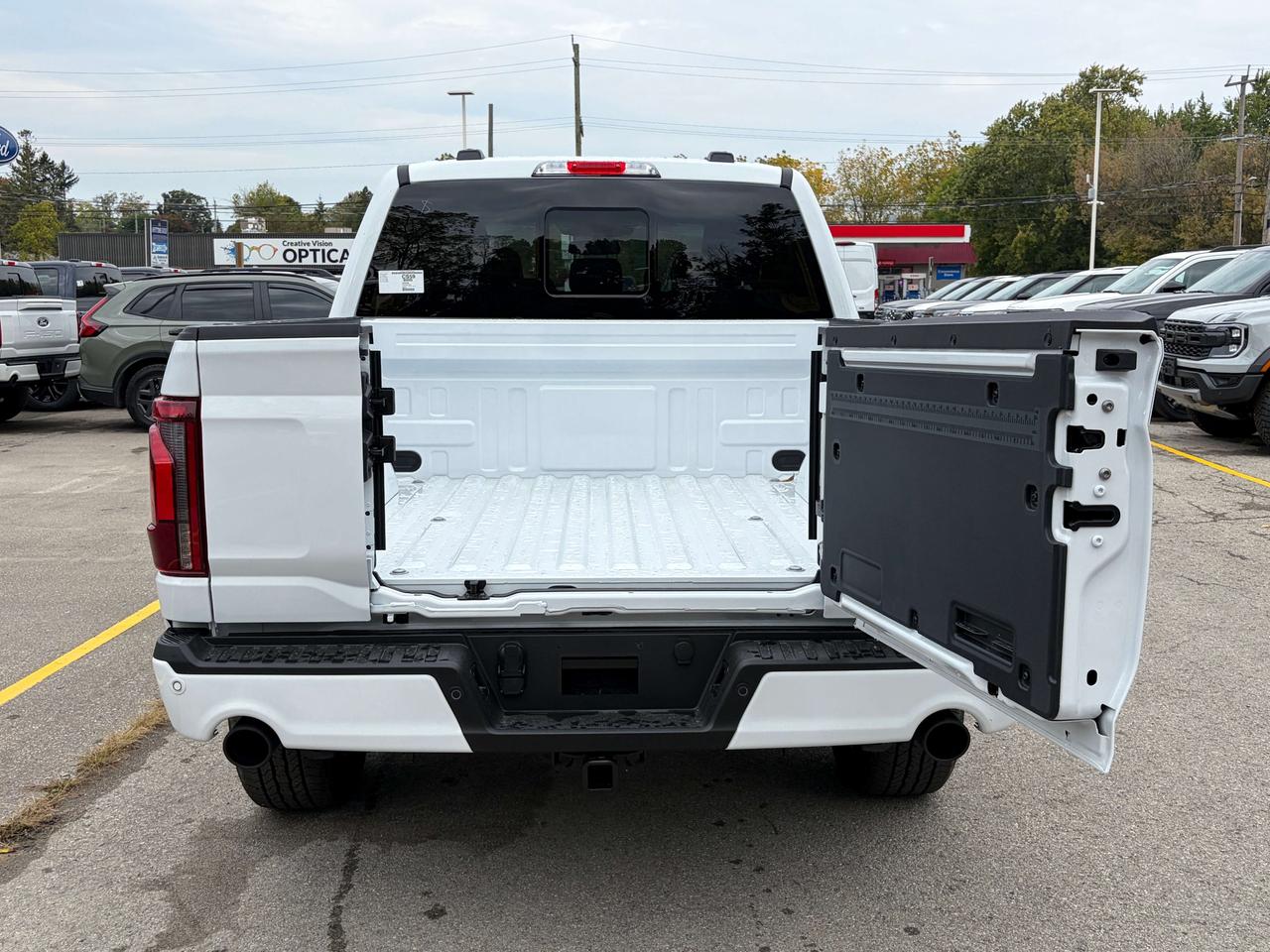 2026 Ford F-150 Lariat 4WD SuperCrew 5.5' Box Photo