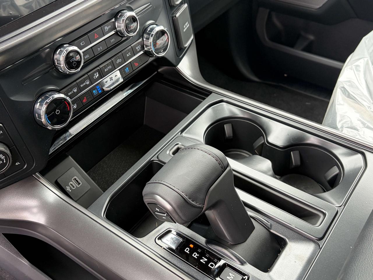 2026 Ford F-150 Lariat 4WD SuperCrew 5.5' Box Photo