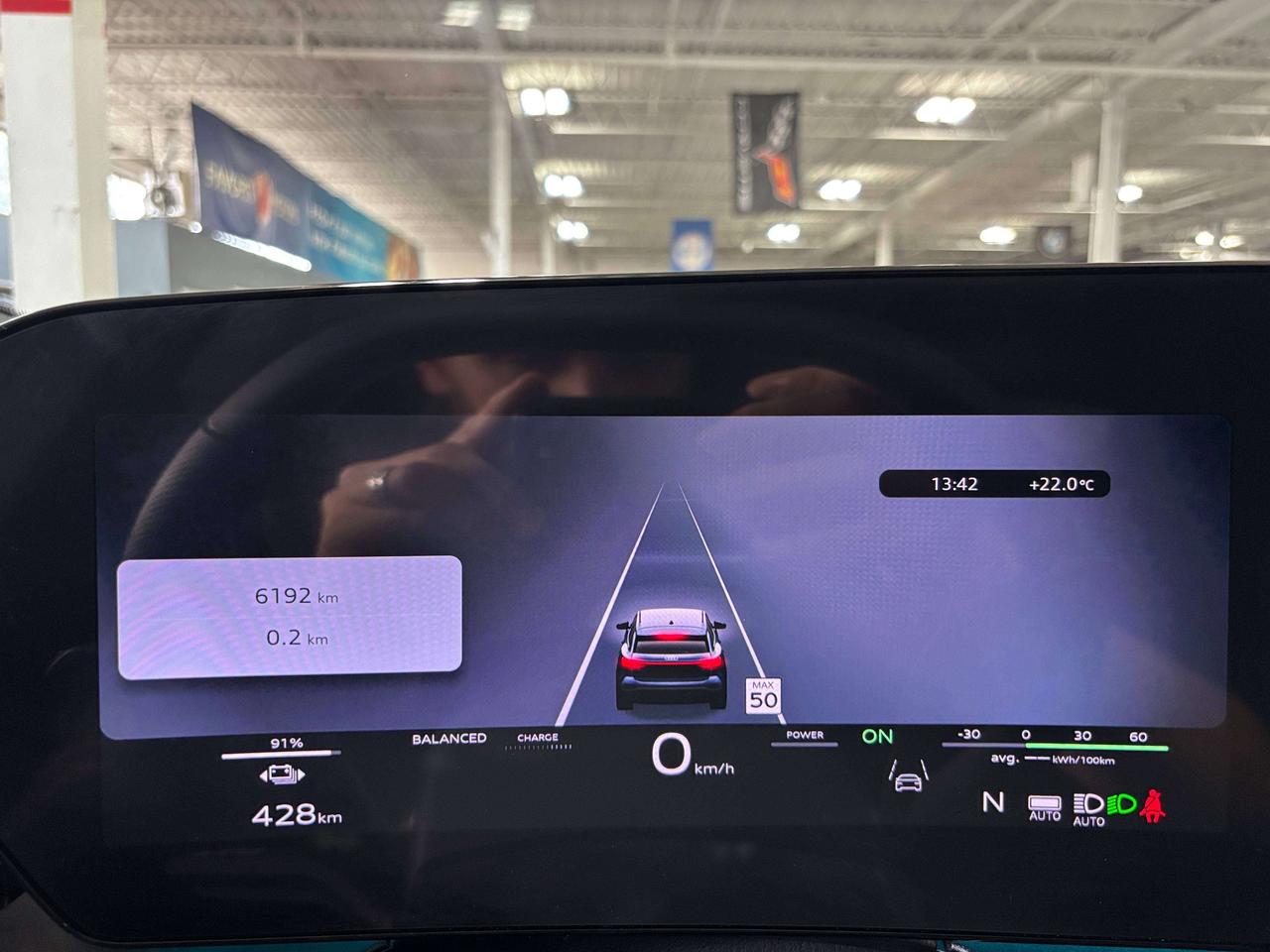 2027 Audi SQ6 e-tron Technik|QUATTRO|NOLUXTAX|MASSAGE|PASSENGERDISPLAY| Photo