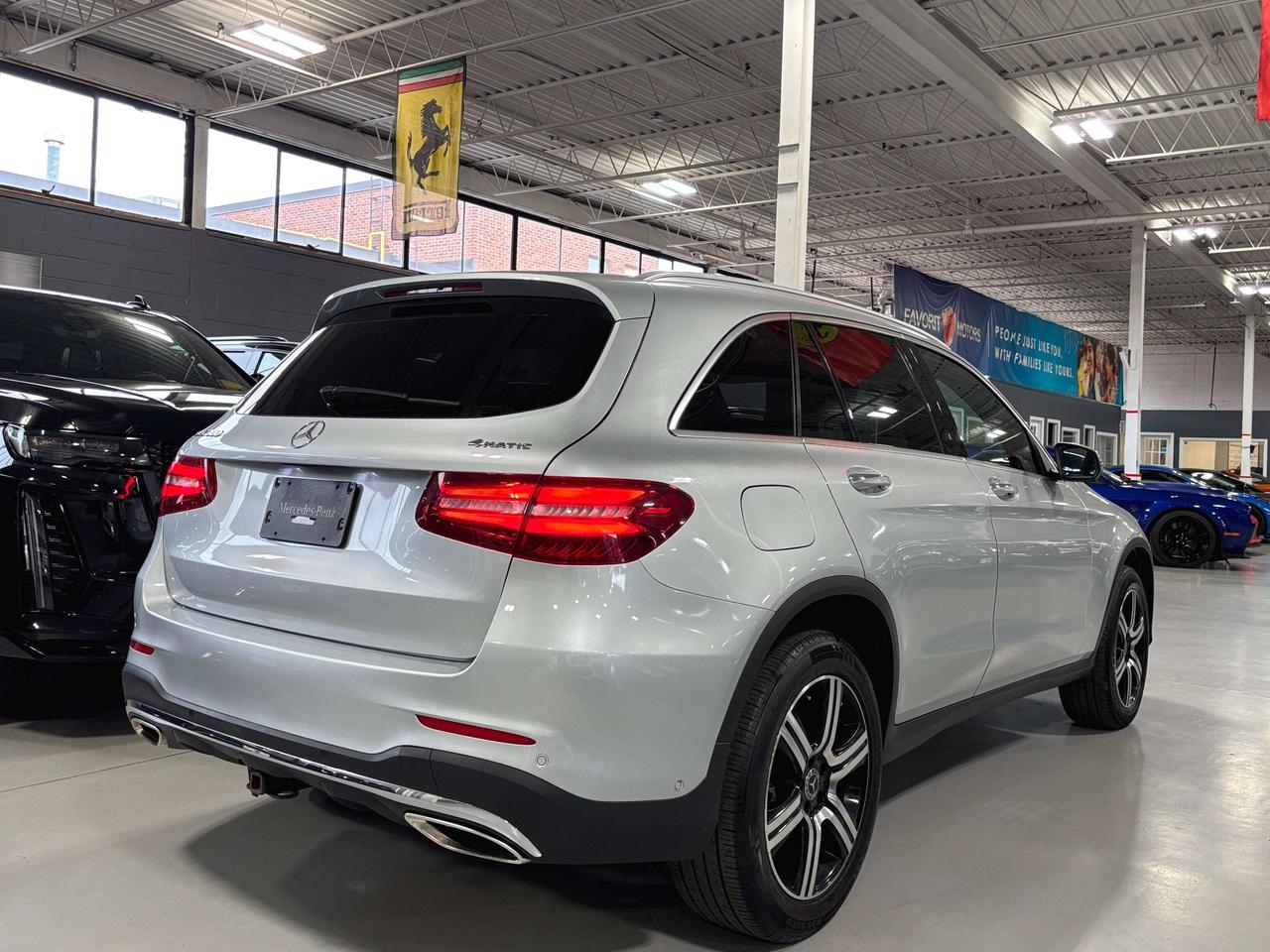 2019 Mercedes-Benz GLC GLC300|4MATIC|NAV|BLACKWOOD|DUALROOF|LED|LEATHER|+ Photo