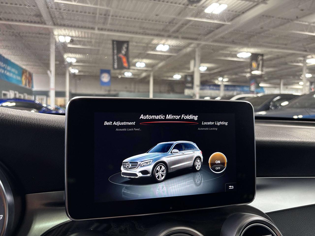 2019 Mercedes-Benz GLC GLC300|4MATIC|NAV|BLACKWOOD|DUALROOF|LED|LEATHER|+ Photo