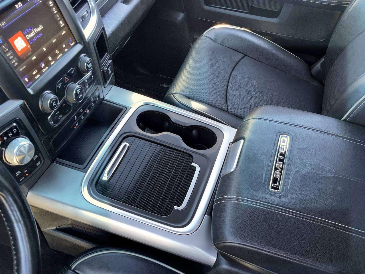 2018 RAM 1500 Limited EcoDiesel | Tow Pkg | Sunroof | 4X4 Photo