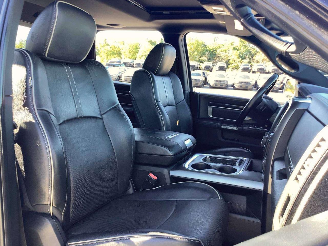 2018 RAM 1500 Limited EcoDiesel | Tow Pkg | Sunroof | 4X4 Photo