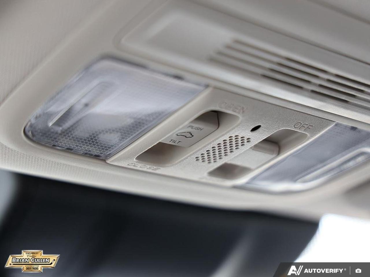 2020 Honda Civic Sedan Touring Touring CVT Sedan Photo