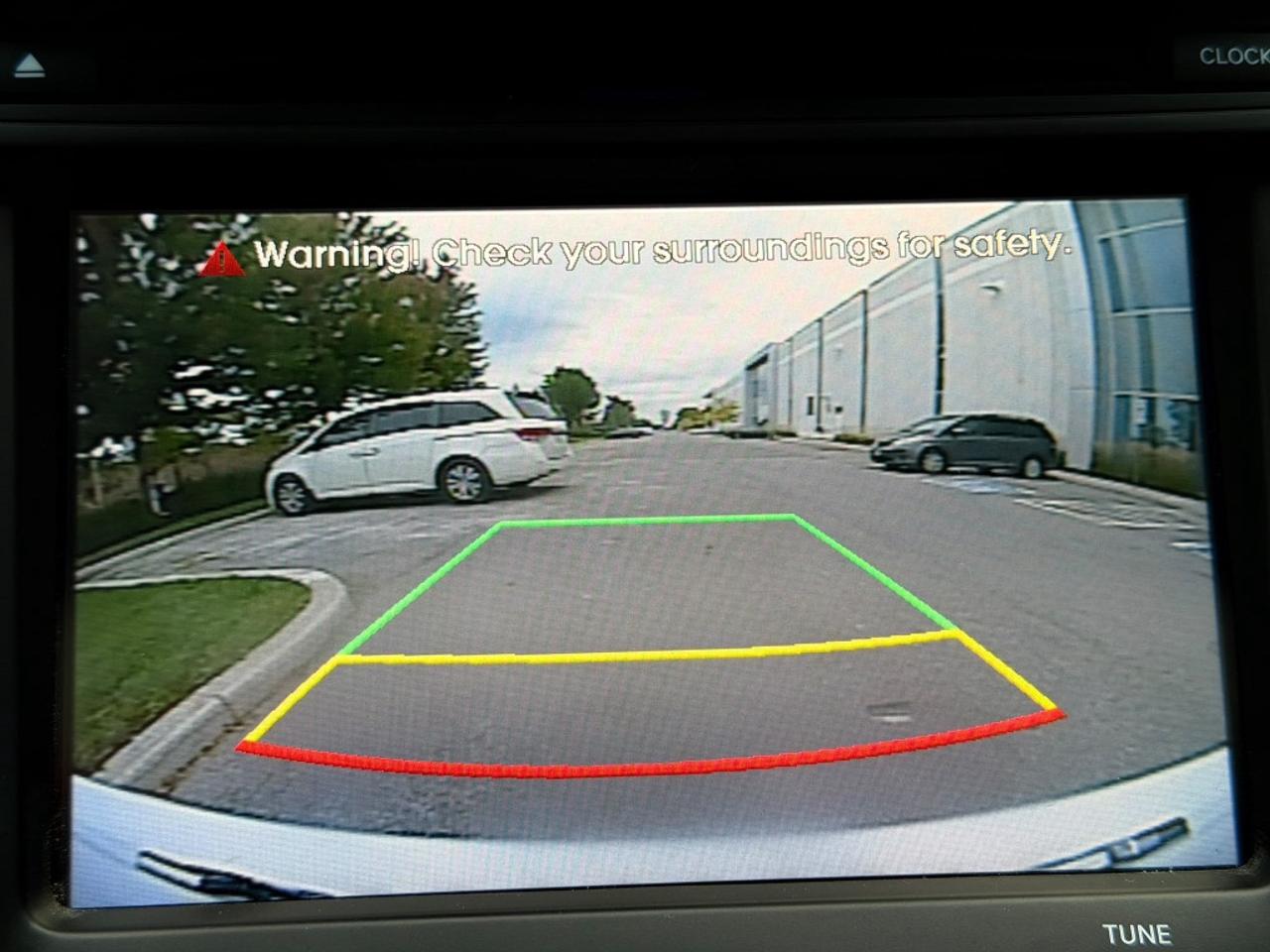 2015 Hyundai Veloster 3dr Cpe Auto w/Tech Photo