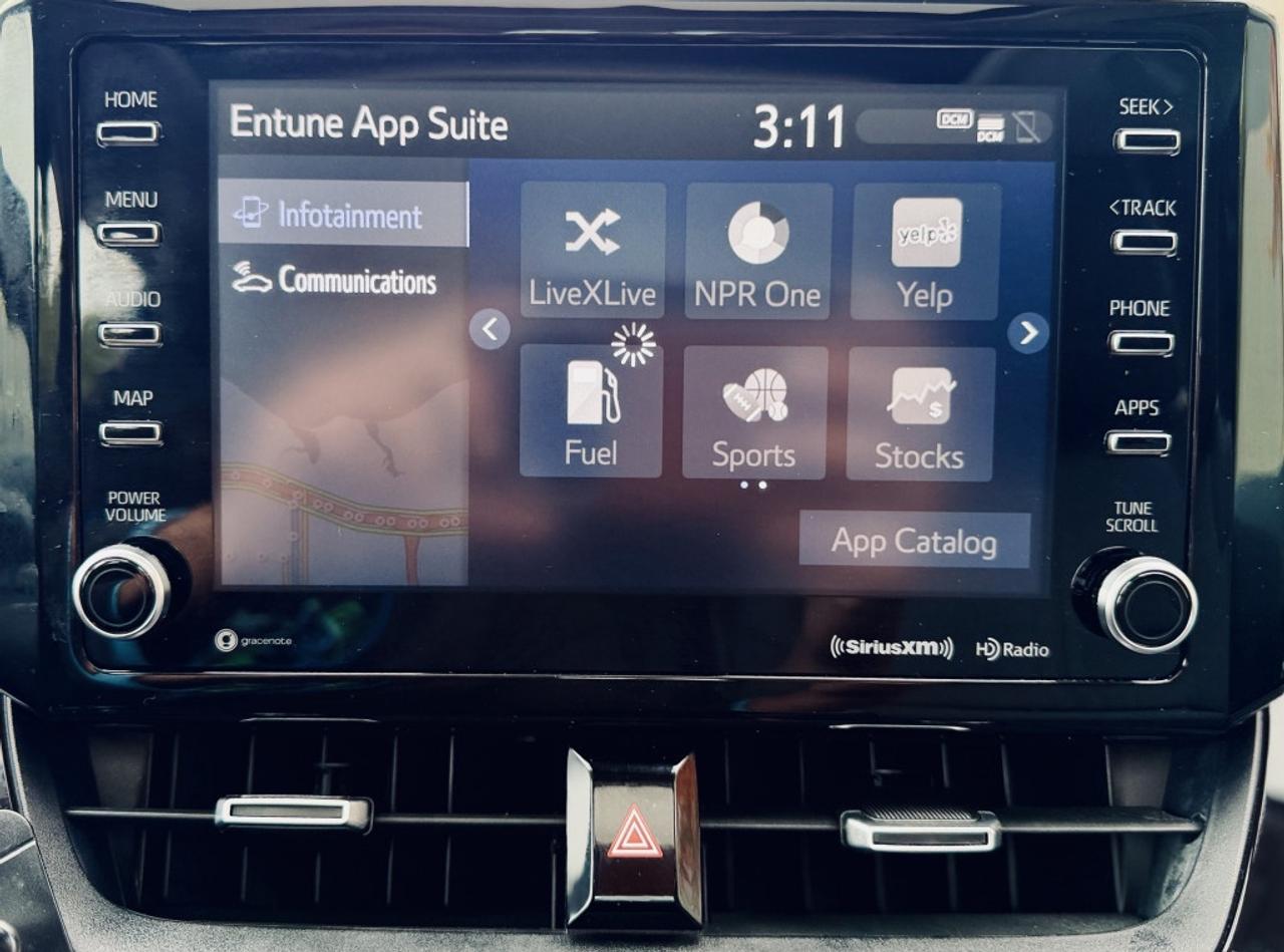 2020 Toyota Corolla XLE FWD Photo
