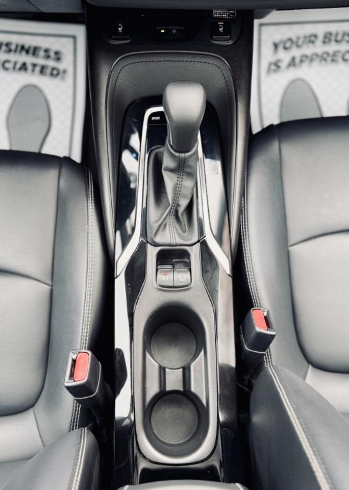 2020 Toyota Corolla XLE FWD Photo
