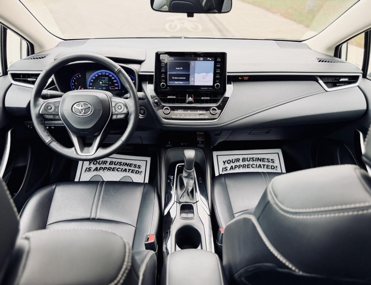 2020 Toyota Corolla XLE FWD Photo
