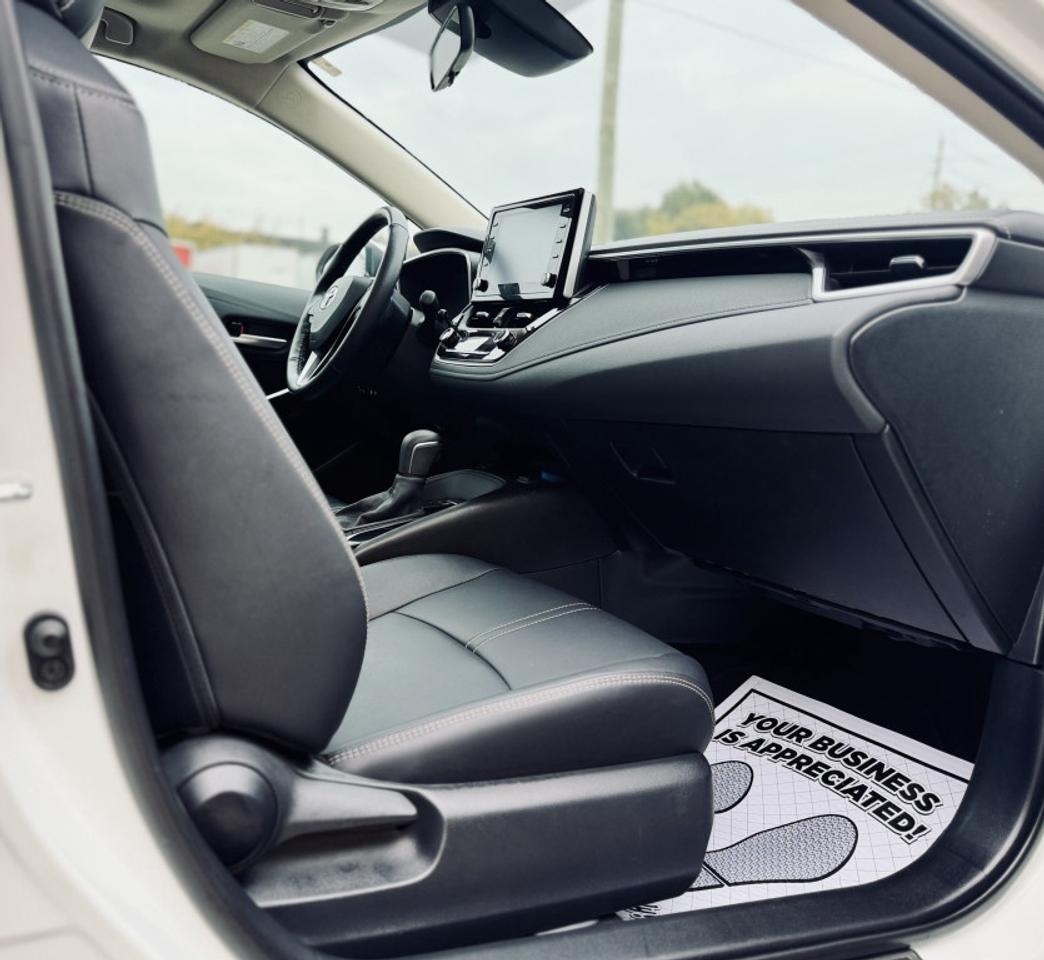 2020 Toyota Corolla XLE FWD Photo
