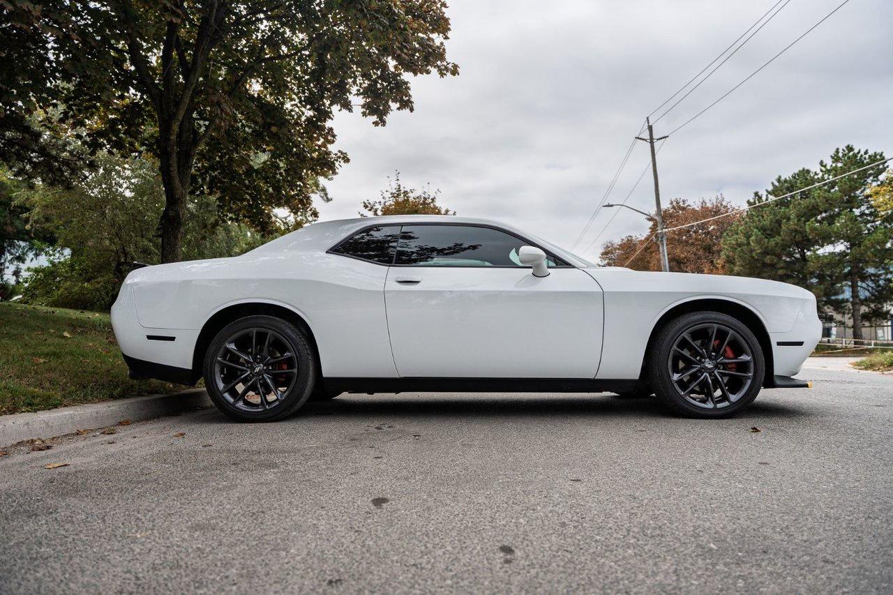 2022 Dodge Challenger GT AWD Photo