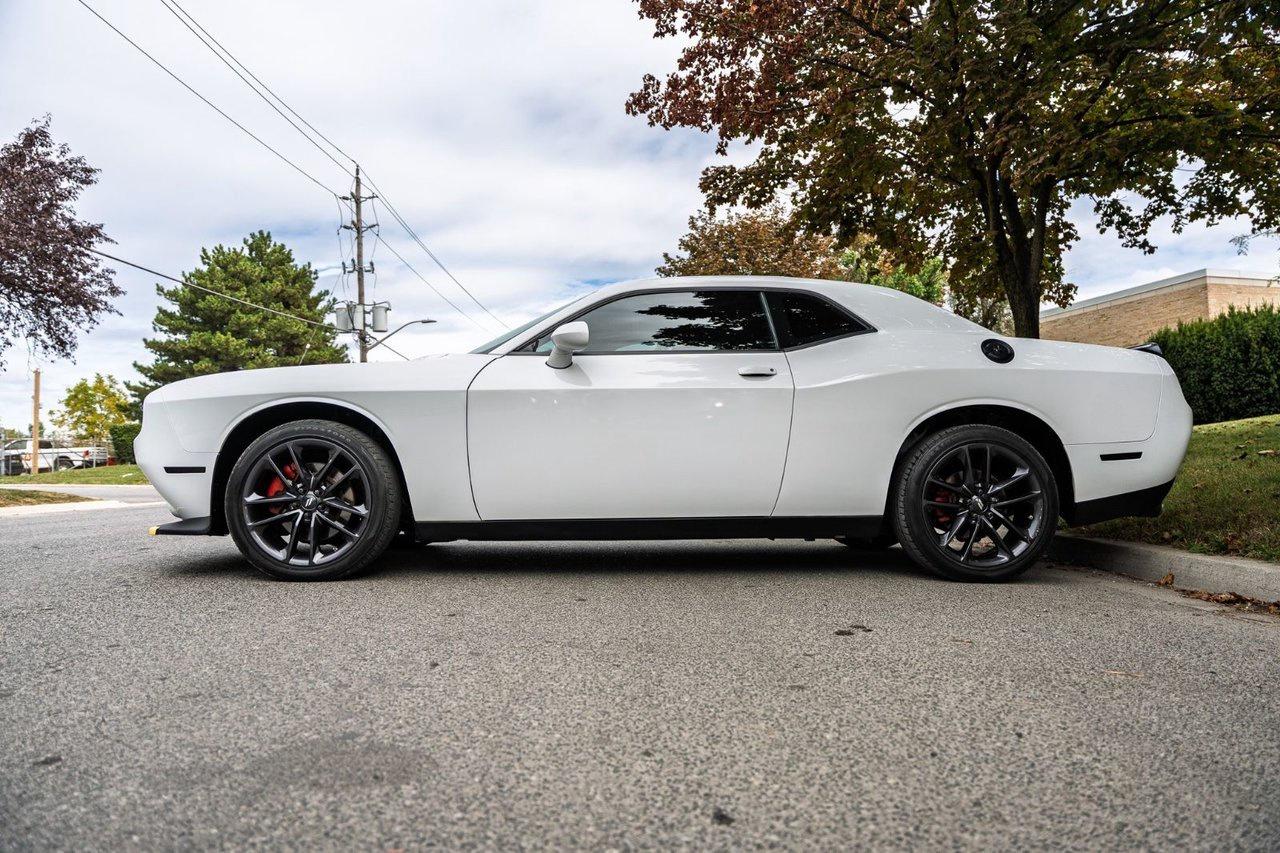 2022 Dodge Challenger GT AWD Photo