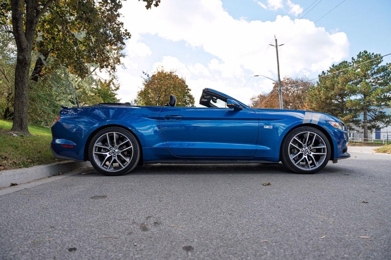 2017 Ford Mustang GT Premium Convertible Photo