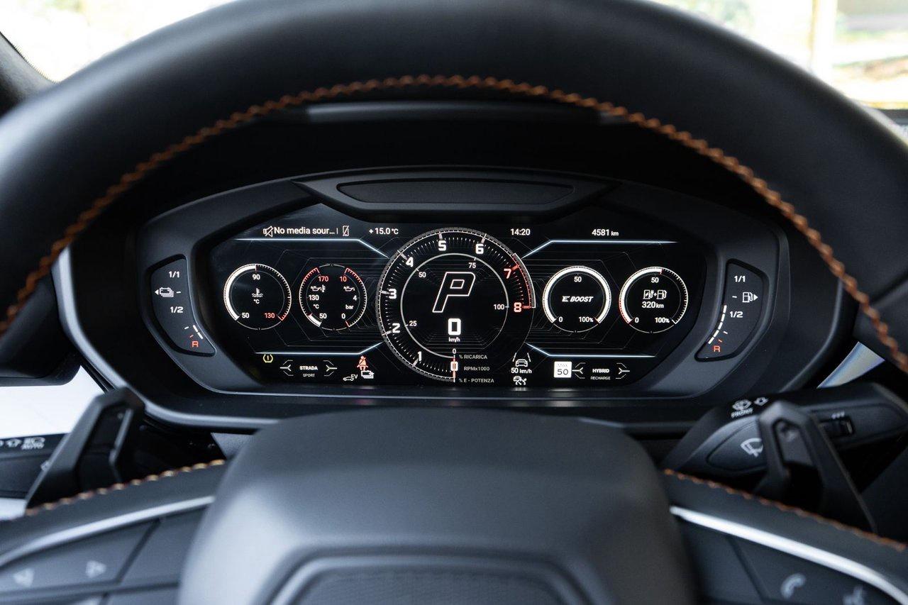 2025 Lamborghini Urus SE Photo