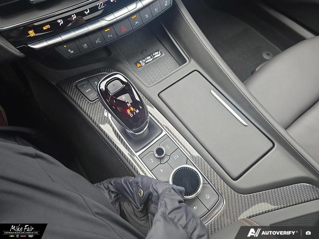 2025 Cadillac CT5 4dr Sdn Sport Photo