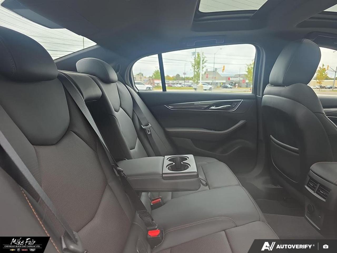 2025 Cadillac CT5 4dr Sdn Sport Photo