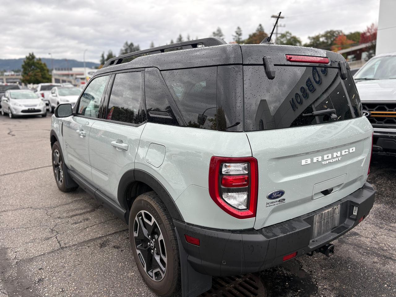 2023 Ford Bronco Sport Outer Banks Photo2
