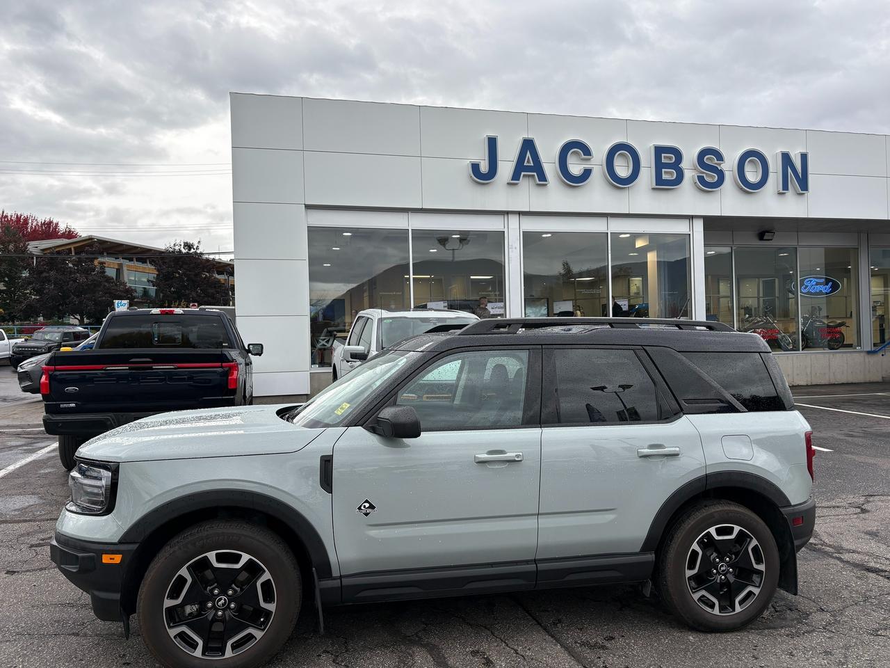 2023 Ford Bronco Sport Outer Banks Photo1
